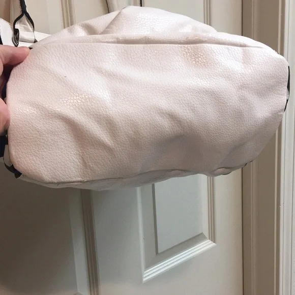 Large “Coach-Like” Bag - Picture 6 of 14